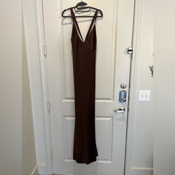 Show Me Your Mumu Anderson Chocolate Satin Maxi Dress XXL NWOT - Picture 3 of 7
